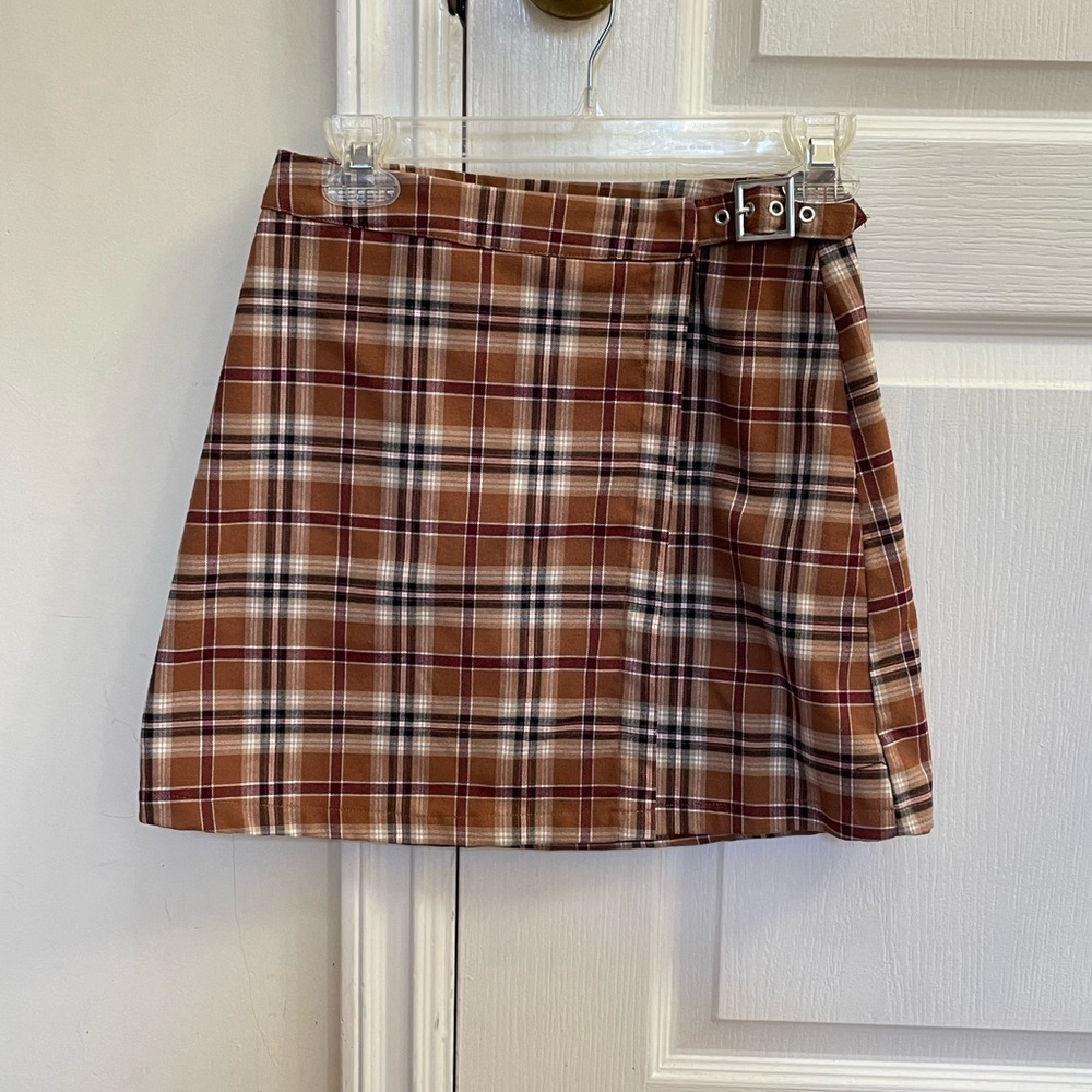 Brandy Melville brown toned plaid skirt